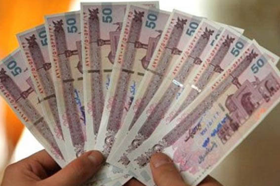 درآمد ايرانی ها نصف شد