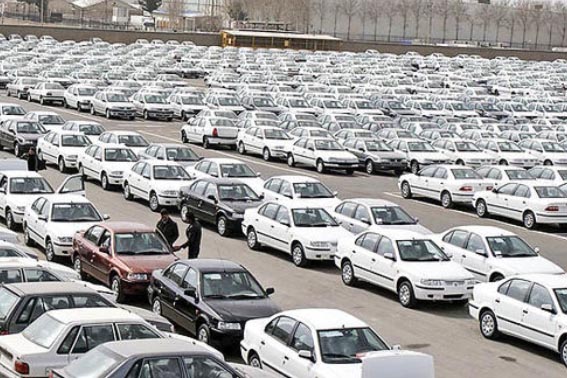 عقب نشينی موقت خودروسازان